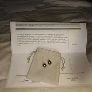 14karat gold Tahitian pearl earrings